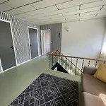 Casa de Férias Merelaehedane Peremaja Paernus *