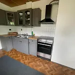 Merelaehedane Peremaja Paernus Casa de Férias *