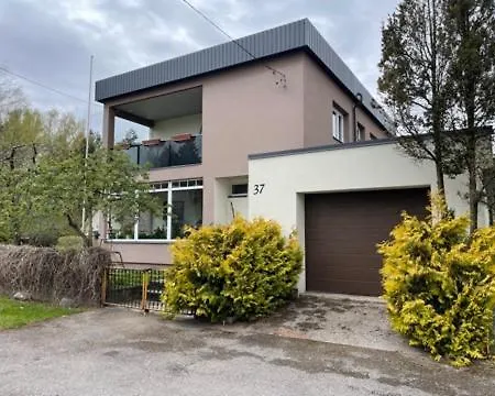 Merelaehedane Peremaja Paernus Tatil Evi Pärnu