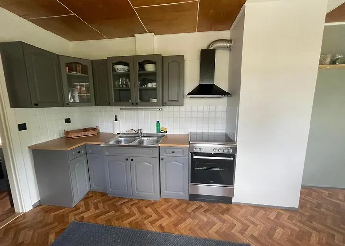 Dom wakacyjny Merelaehedane Peremaja Paernus